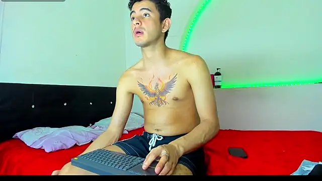 kaiborman00 online show from 13, 2, 2026