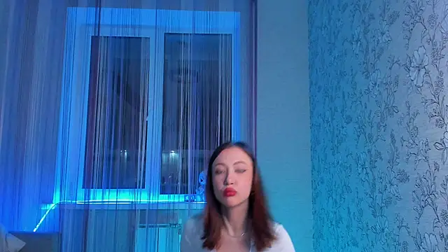 Snapshot of SofiaOyerbach chatting on 24, 11, 2025 SofiaOyerbach online show from 24, 11, 2025