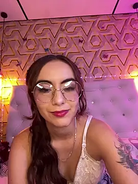 MelanyyJhonson15 online show from 22, 2, 2026