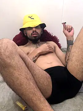 Snapshot of sebas-777masterr chatting on 25, 11, 2025 sebas-777masterr online show from 25, 11, 2025