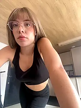 Snapshot of Abbiejohnson chatting on 1, 12, 2025 Abbiejohnson online show from 1, 12, 2025