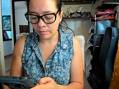 caroline 47 online show from 15, 2, 2026