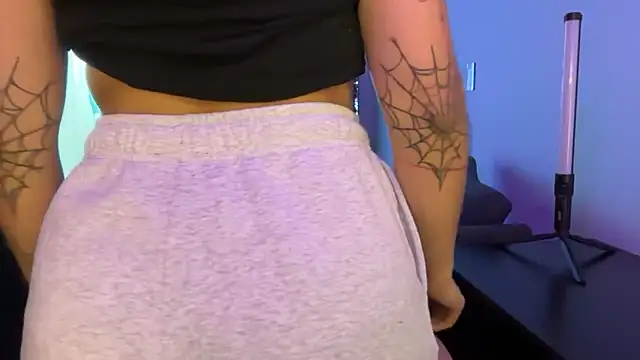 Snapshot of BabiSander11 chatting on 16, 12, 2025 BabiSander11 online show from 16, 12, 2025