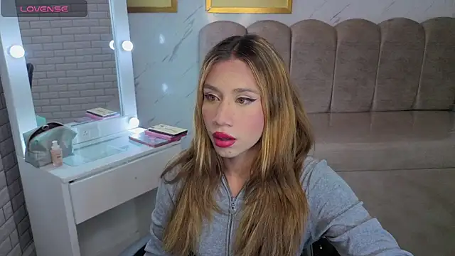 Evy Luxx v online show from 25, 2, 2026