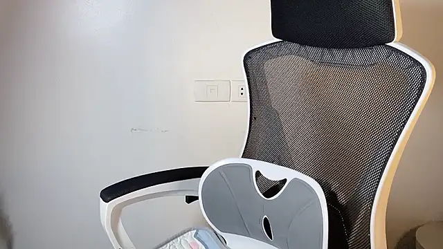 Snapshot of Babe-sweet chatting on 26, 2, 2026 Babe-sweet online show from 26, 2, 2026