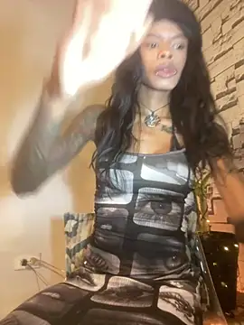 Snapshot of aprille15 chatting on 31, 7, 2026 aprille15 online show from 31, 7, 2026