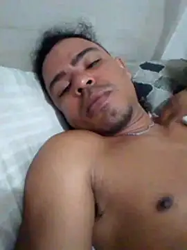 Snapshot of morenoosafado18cm chatting on 14, 11, 2025 morenoosafado18cm online show from 14, 11, 2025