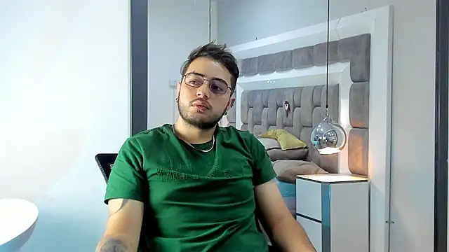 Ethan Greys online show from 23, 11, 2025