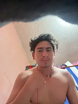 Snapshot of algila08 chatting on 1, 3, 2026 algila08 online show from 1, 3, 2026