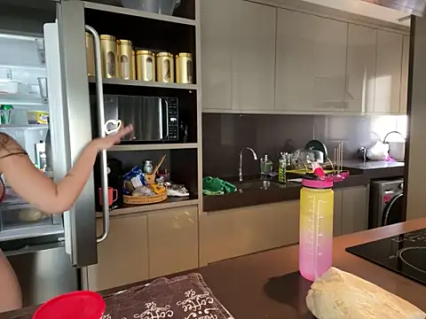 Snapshot of BelleRune chatting on 17, 2, 2025 BelleRune online show from 17, 2, 2025