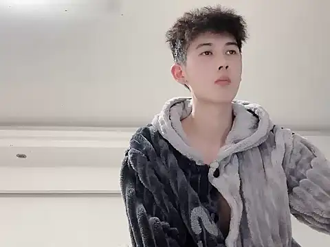 Snapshot of xiaojie-2563 chatting on 15, 11, 2025 xiaojie-2563 online show from 15, 11, 2025