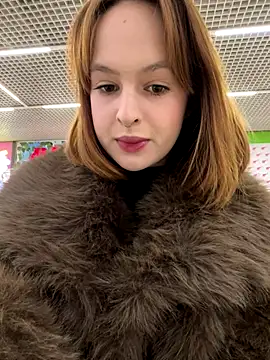 Snapshot of hani_obsessed chatting on 16, 12, 2025 hani obsessed online show from 16, 12, 2025