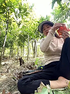 Snapshot of pitty_mymi chatting on 27, 2, 2026 pitty mymi online show from 27, 2, 2026