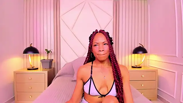 Snapshot of LailaDavidson chatting on 30, 11, 2025 LailaDavidson online show from 30, 11, 2025