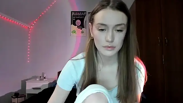 tinyglow online show from 9, 3, 2026