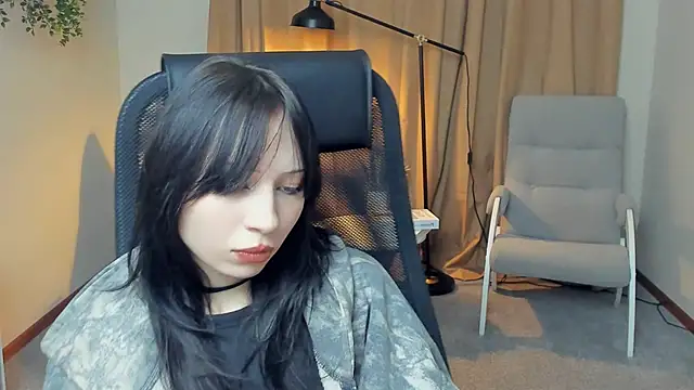 Snapshot of EthelynSeiler chatting on 18, 11, 2025 EthelynSeiler online show from 18, 11, 2025