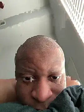 Snapshot of shortncummin chatting on 14, 11, 2025 shortncummin online show from 14, 11, 2025