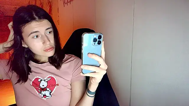 KristinaScott online show from 7, 2, 2026