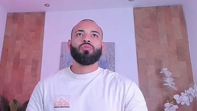 Chris Varden online show from 8, 4, 2026