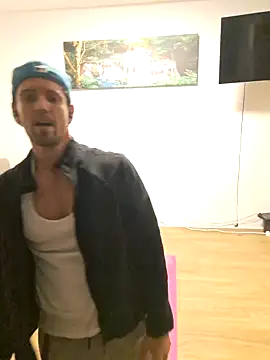 Snapshot of Mystery_Mark chatting on 1, 12, 2025 Mystery Mark online show from 1, 12, 2025