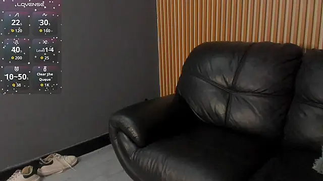 Snapshot of Violet_Moon20 chatting on 12, 6, 2026 Violet Moon20 online show from 12, 6, 2026
