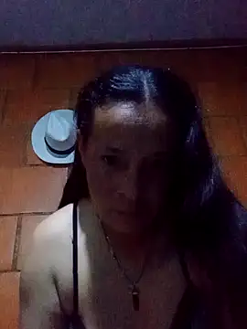 Snapshot of Deblin912 chatting on 15, 11, 2025 Deblin912 online show from 15, 11, 2025