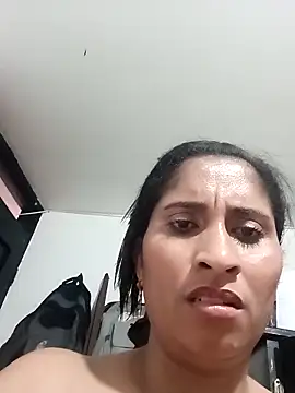 CarolinaNavas33 online show from 29, 11, 2025