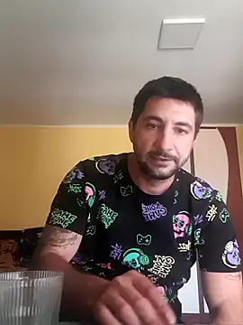Exuuuuu1 online show from 15, 7, 2026