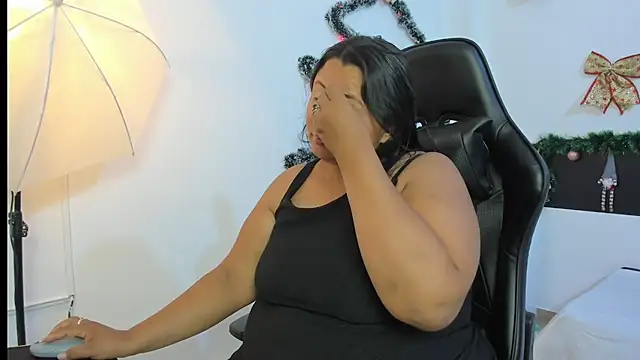 BWW-CINDY11 online show from 5, 12, 2025