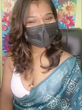 Snapshot of Premalatha_28 chatting on 8, 7, 2026 Premalatha 28 online show from 8, 7, 2026