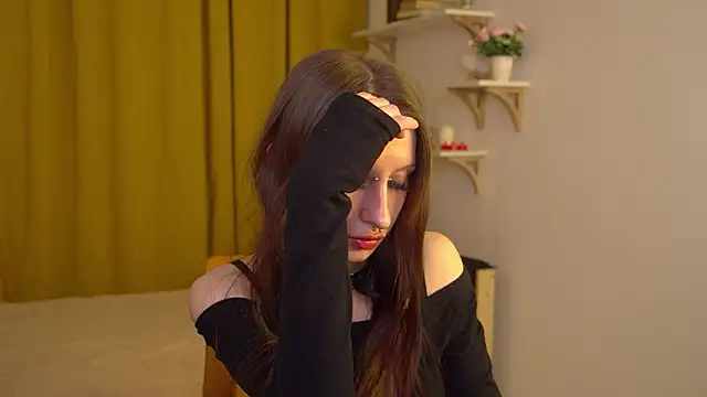 Snapshot of AliceWallflower chatting on 18, 2, 2026 AliceWallflower online show from 18, 2, 2026