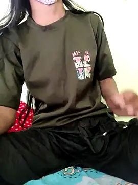 Snapshot of Menka_cut34 chatting on 16, 12, 2025 Menka cut34 online show from 16, 12, 2025