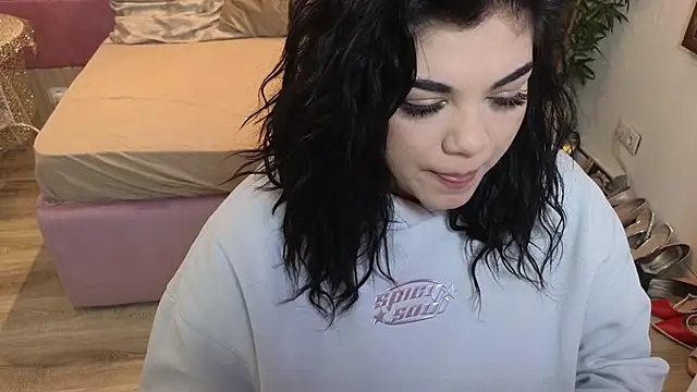 SpicyCarlaXX online show from 15, 3, 2026