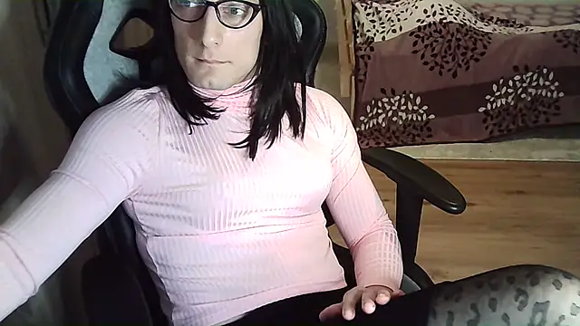 Snapshot of MissDianaWinter chatting on 23, 11, 2025 MissDianaWinter online show from 23, 11, 2025