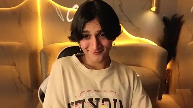 Snapshot of zoe_tp chatting on 27, 11, 2025 zoe tp online show from 27, 11, 2025