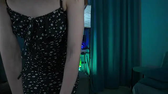 foxy cute4you online show from 18, 11, 2025