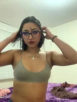 Snapshot of LilithMonette chatting on 28, 4, 2026 LilithMonette online show from 28, 4, 2026