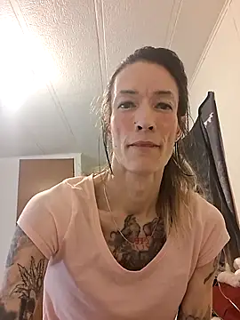 MaitressePomme3 online show from 6, 1, 2026