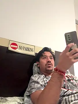 Jhonneeey online show from 19, 11, 2025