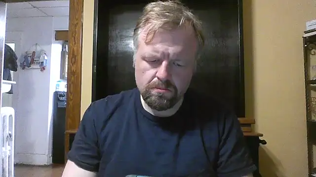 Snapshot of TheOneDonShaun chatting on 21, 4, 2026 TheOneDonShaun online show from 21, 4, 2026