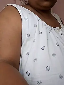 CUTE-LOVE-SWEETS online show from 16, 7, 2026