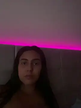 Amandinhaa01 online show from 25, 11, 2025