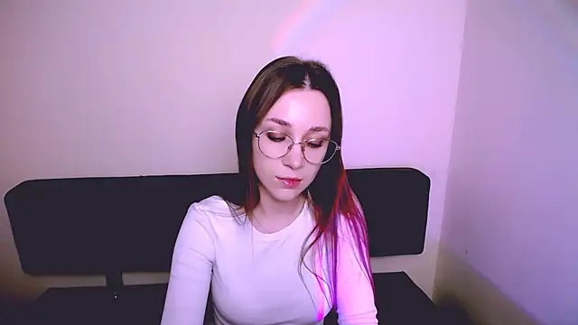 Snapshot of MillaTems_ chatting on 25, 11, 2025 MillaTems online show from 25, 11, 2025