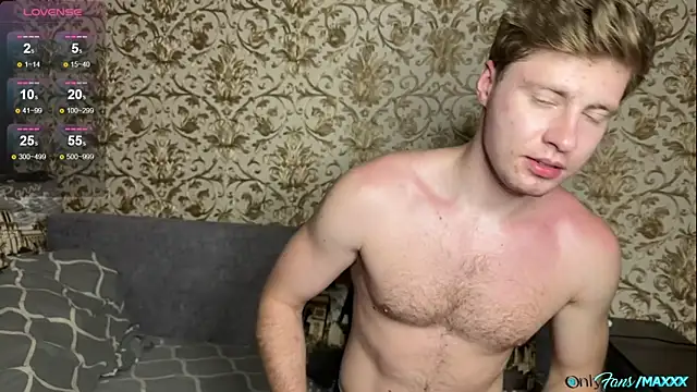 Snapshot of Maxhornyblondieman chatting on 20, 5, 2026 Maxhornyblondieman online show from 20, 5, 2026