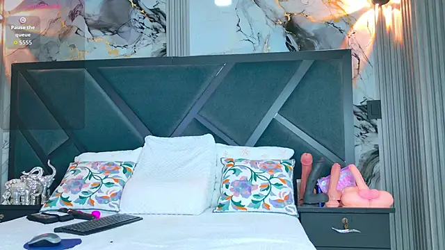 SofiaCopper online show from 28, 11, 2025