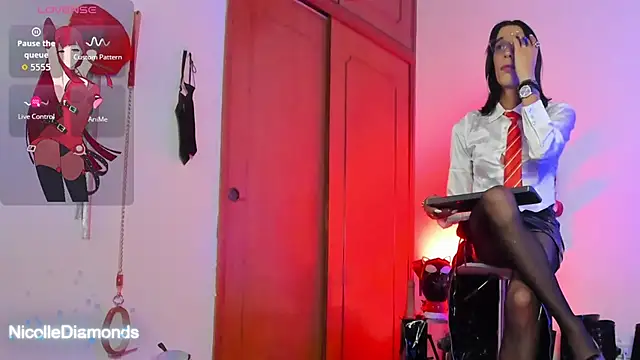 NicolleDiamondss online show from 19, 11, 2025
