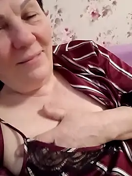 OliviaaSkyy online show from 7, 2, 2026