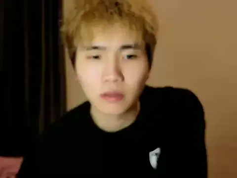 Snapshot of Juhone chatting on 7, 4, 2026 Juhone online show from 7, 4, 2026