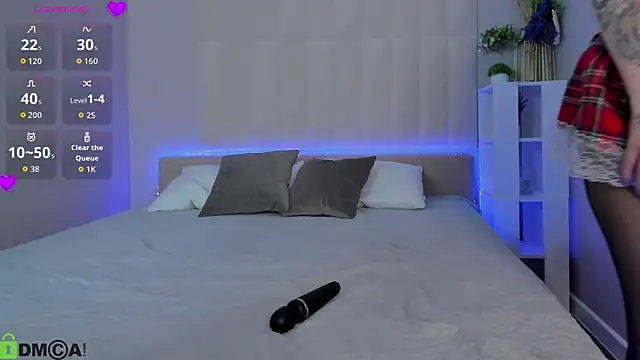 LiraRevery online show from 10, 3, 2026