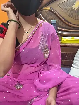 cutestpearl online show from 8, 6, 2026